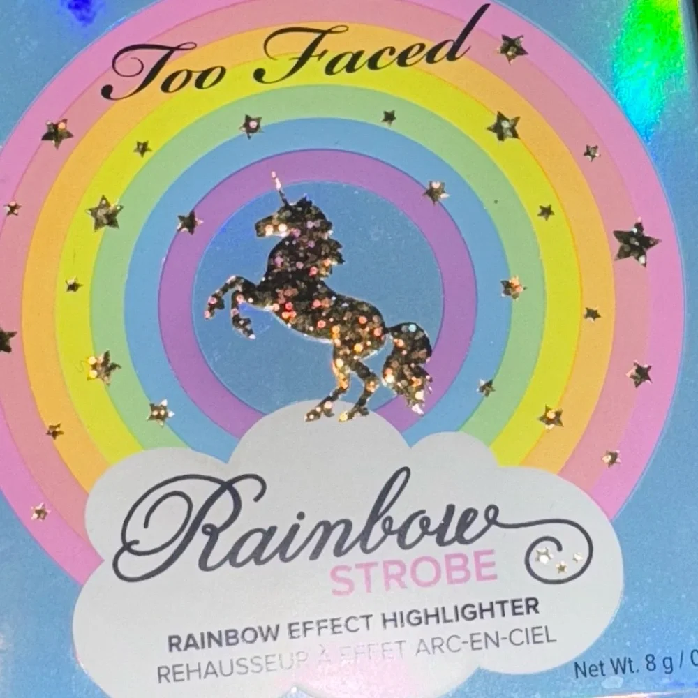 NIB Too Faced Cosmetics Rainbow Strobe Highlighter + Matching Rainbow Brush 🌈